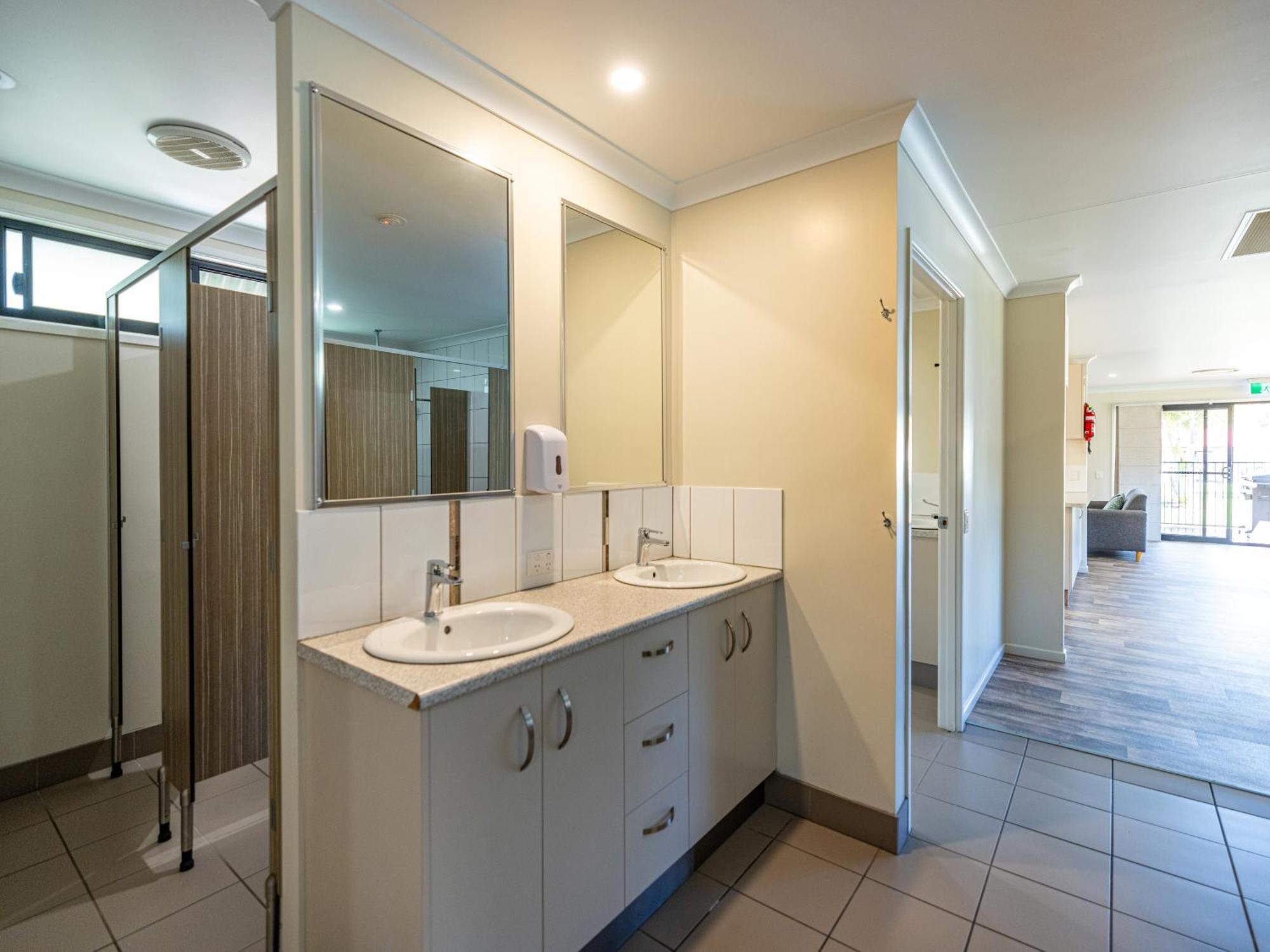 Nrma Capricorn Yeppoon Holiday Park Kinka Extérieur photo
